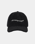 Casquette noir en velour côtelé brodée abcdefgovegan