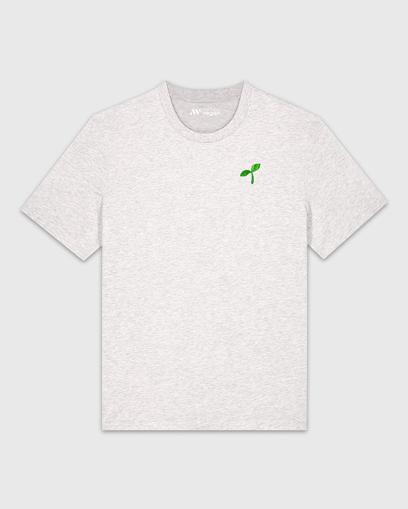 T-shirt gris clair chiné avec une broderie verte représentant un Emoji Pousse.